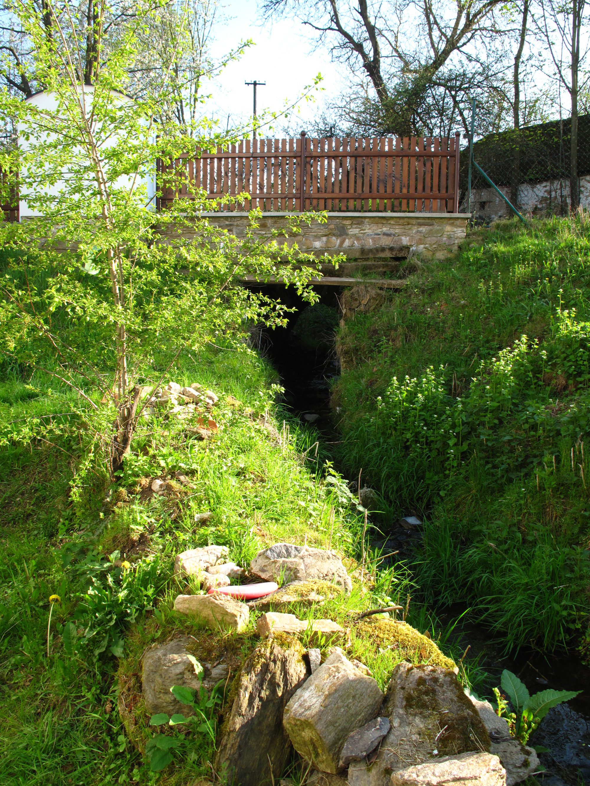 Zahrada u fořtovny, Pacovsko